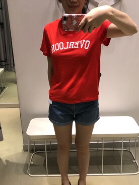 「H&M（エイチ・アンド・エム）のアイテム（Tシャツ/カットソー、レッド系）」を使った、MISS   LINGさん（レディース）の春コーディネート