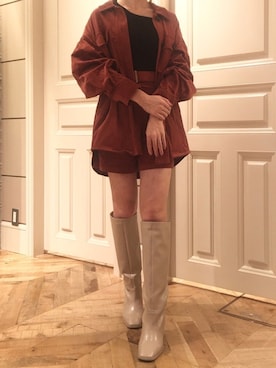 「レッドコーデ」｜「アイテム（ブーツ）」を使った、ういさん（レディース・163cm）の秋コーディネート