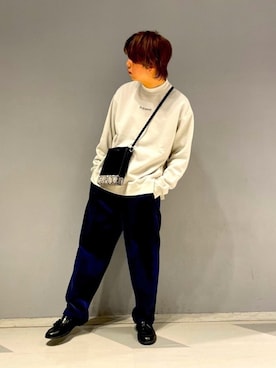 「JUNRED（ジュンレッド）のアイテム（ショルダーバッグ）」を使った、市平 優 ［YUU］さん（メンズ・177cm）の冬コーディネート