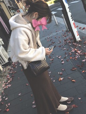 「w closet（ダブルクローゼット）のリバーシブルボアフードブルゾン（ブルゾン、ベージュ系）」を使った、k a n aさん（レディース・165cm）の春コーディネート