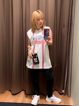 「新作」｜「アイテム（PC・スマホグッズ/家電）」を使った、MIUKIさん（レディース・157cm）の夏コーディネート