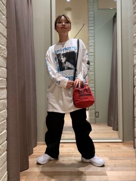 「新作」｜「アイテム（チノパンツ）」を使った、MIUKIさん（レディース・157cm）の秋コーディネート