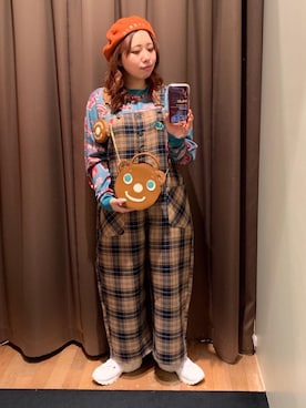 「HYSTERIC GLAMOUR（ヒステリックグラマー）のアイテム（サロペット/オーバーオール）」を使った、MIUKIさん（レディース・157cm）の秋コーディネート