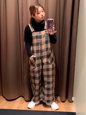「HYSTERIC GLAMOUR（ヒステリックグラマー）のアイテム（サロペット/オーバーオール）」を使った、MIUKIさん（レディース・157cm）の秋コーディネート