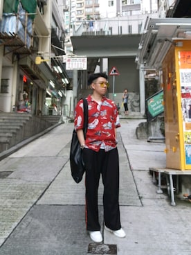 「MYne（マイン）のアイテム（チノパンツ）」を使った、kennethさん（メンズ・173cm）の夏コーディネート