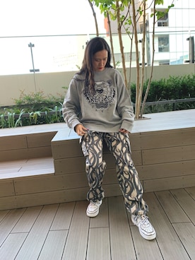 「KENZO」｜「アイテム（カーゴパンツ）」を使った、李宇さん（レディース・163cm）の夏コーディネート