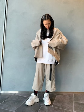 「L.H.P（エルエイチピー）のアイテム（スウェット）」を使った、李宇さん（レディース・163cm）の秋コーディネート