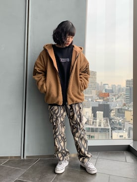 「L.H.P（エルエイチピー）のアイテム（スウェット）」を使った、李宇さん（レディース・163cm）の秋コーディネート
