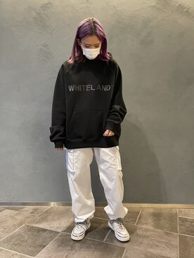 「WHITELAND（ホワイトランド）のWHITELAND/ホワイトランド/プリントパーカー（パーカー）」を使った、李宇さん（レディース・163cm）の冬コーディネート