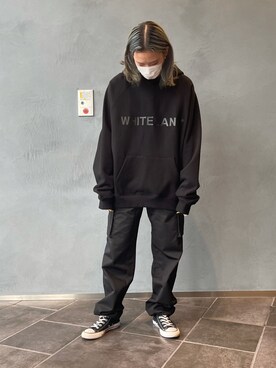 「WHITELAND（ホワイトランド）のWHITELAND/ホワイトランド/プリントパーカー（パーカー）」を使った、李宇さん（レディース・163cm）の春コーディネート