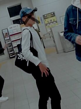 「AZUL by moussy（アズールバイマウジー）のアイテム（チノパンツ）」を使った、kotaroさん（メンズ・170cm）の秋コーディネート