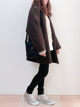 「H&M（エイチ・アンド・エム）のアイテム（ニット/セーター、ホワイト系）」を使った、anmiさん（レディース・156cm）の冬コーディネート