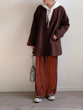 「CONVERSE（コンバース）のALL STAR HI（スニーカー）」を使った、anmiさん（レディース・156cm）の秋コーディネート