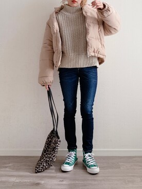 「H&M（エイチ・アンド・エム）のアイテム（ニット/セーター、ホワイト系）」を使った、anmiさん（レディース・156cm）の冬コーディネート