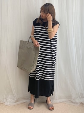 「LOWRYS FARM（ローリーズファーム）のウッドバングル　880326（バングル/リストバンド）」を使った、anmiさん（レディース・156cm）の春コーディネート