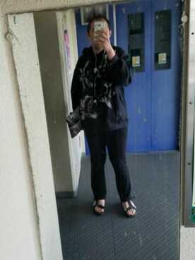 「And A（アンドエー）のアイテム（スラックス）」を使った、👿         さん（メンズ・178cm）の春コーディネート