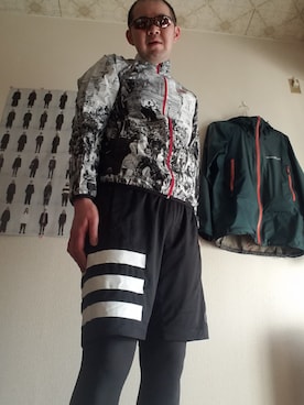 「コロナに負けない」｜「アイテム（その他）」を使った、👿         さん（メンズ・178cm）の春コーディネート