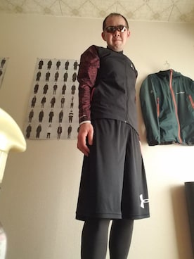 「ランニングスタイル」｜「アイテム（その他）」を使った、👿         さん（メンズ・178cm）の春コーディネート