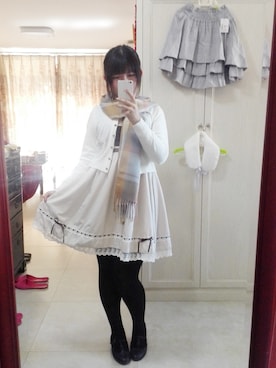 フローラ(Flora)さんのコーディネート