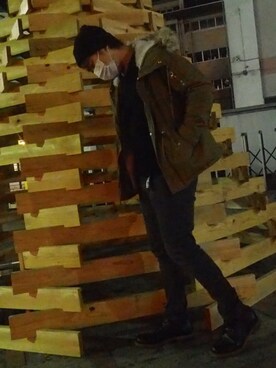 「Confirm（コンファーム）のアイテム（その他アウター）」を使った、ふーじー(顔面凶器チャンネル)さん（メンズ・174cm）の秋コーディネート
