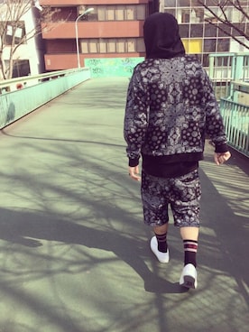 「Subciety（サブサエティ）のアイテム（アクセサリー）」を使った、小原 壮大朗さん（メンズ・183cm）の春コーディネート