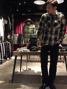 「Subciety（サブサエティ）のアイテム（財布/小物）」を使った、小原 壮大朗さん（メンズ・183cm）の夏コーディネート