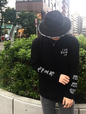 「Subciety（サブサエティ）のアイテム（アクセサリー）」を使った、小原 壮大朗さん（メンズ・183cm）の秋コーディネート