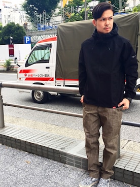 「Subciety（サブサエティ）のアイテム（スリッポン）」を使った、小原 壮大朗さん（メンズ・183cm）の秋コーディネート