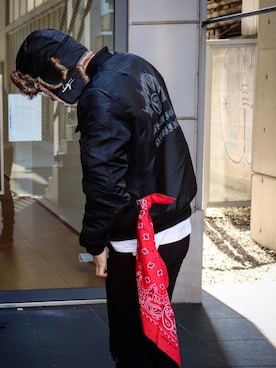 「Subciety（サブサエティ）のアイテム（MA-1）」を使った、小原 壮大朗さん（メンズ・183cm）の秋コーディネート