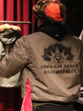 「Subciety（サブサエティ）のアイテム（MA-1）」を使った、小原 壮大朗さん（メンズ・183cm）の冬コーディネート
