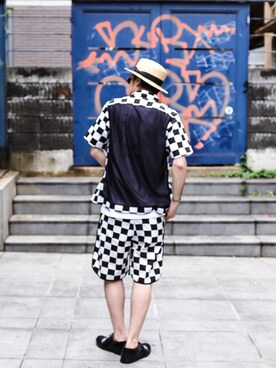 「アイテム（バングル/リストバンド）」を使った、小原 壮大朗さん（メンズ・181cm）の夏コーディネート