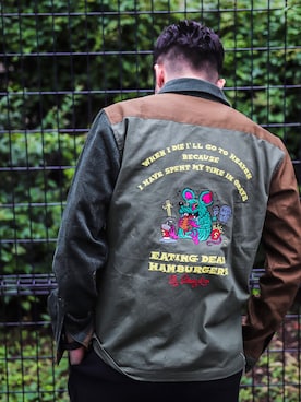 「Subciety（サブサエティ）のCRAZY MILITARY SHIRT（シャツ/ブラウス、グリーン系）」を使った、小原 壮大朗さん（メンズ・180cm）の秋コーディネート