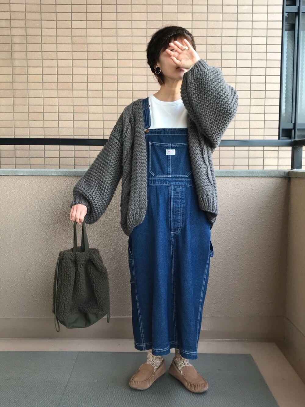 fumiさんの「SMITHオーバーオールスカート（coen）」を使ったコーディネート