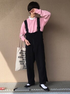 サロペット オーバーオールを使った ピンクニット の人気ファッションコーディネート Wear