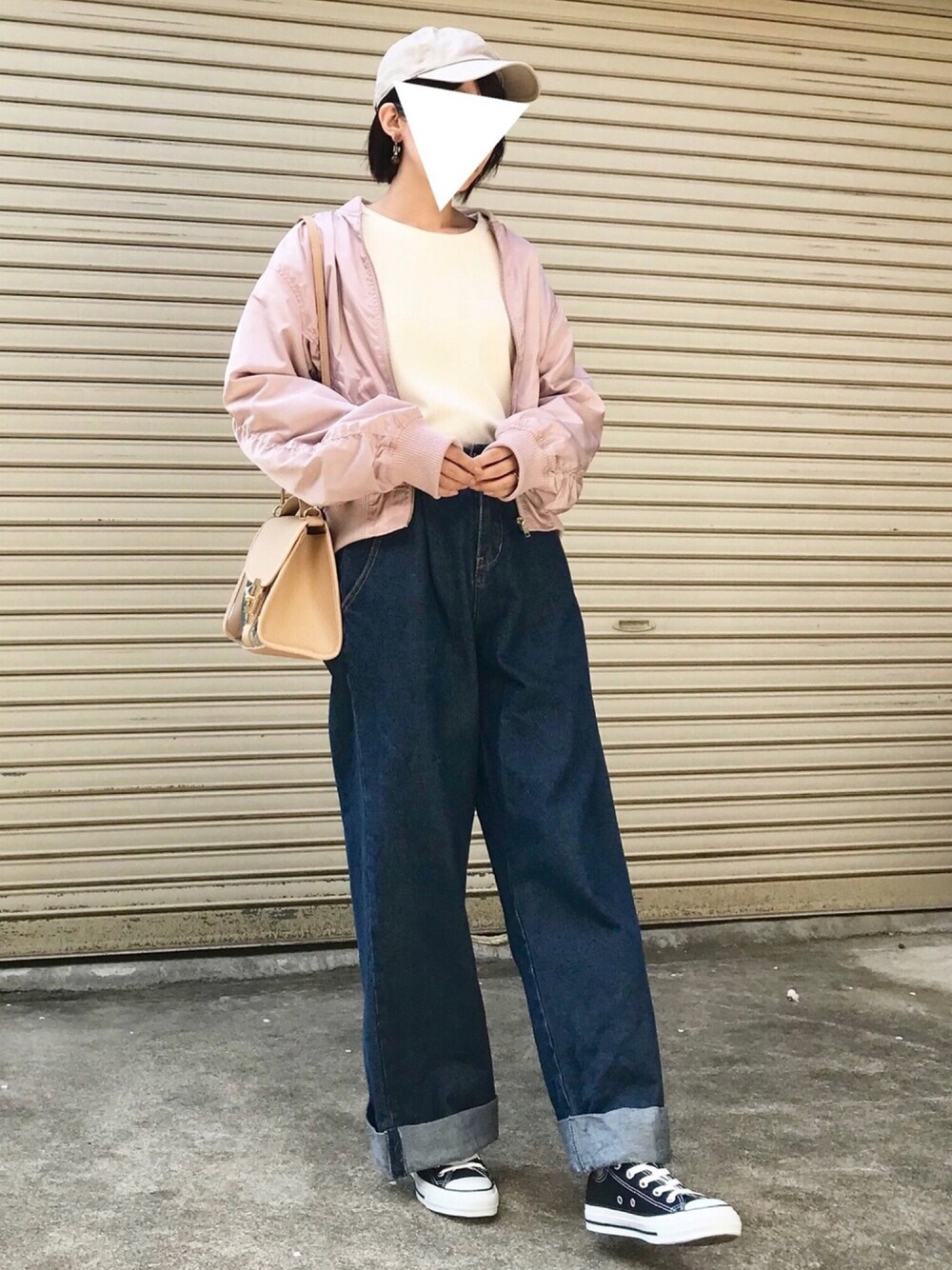「MA-1、ボリューム袖、ピンク、ワイドパンツ、デニムパンツ、キャップ、スニーカーコーデ、コンバース、プチプラコーデ、GRL」｜「rpsのギャザースリーブショートＭＡ－１（MA-1、ピンク系）」を使った、maimiさん（レディース・156cm）の春コーディネートの1枚目の写真