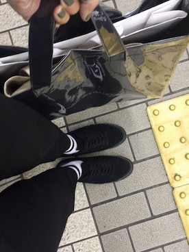 「Y's（ワイズ）のアイテム（スニーカー）」を使った、いずみさんさん（レディース・158cm）の秋コーディネート