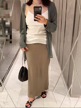 「HERMES（エルメス）のアイテム（シューズ）」を使った、ayumiさん（レディース・165cm）の秋コーディネート
