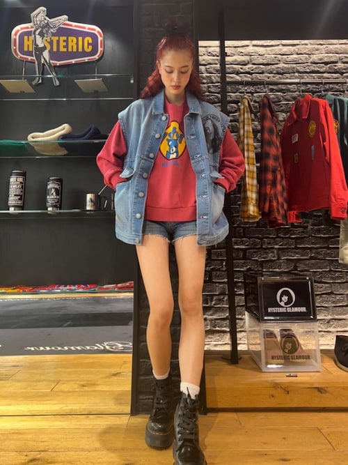 ヒスベア BEAR PUB NY オーバーサイズスウェット HYSTERIC GLAMOUR（ヒステリックグラマー）の「BEAR PUB NY