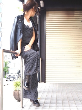 「TODAYFUL（トゥデイフル）のアイテム（ライダースジャケット）」を使った、ECスタッフ１さん（レディース・159cm）の秋コーディネート