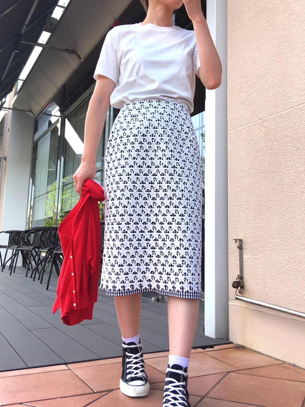 「piccin、PICCINPRIMA、百道浜、星柄、コンバース、converse、白Tシャツ」｜「PICCINの【日本製】ナノシア加工クルーネックTシャツ（Tシャツ/カットソー、ホワイト系）」を使った、PICCIN  百道浜店さん（レディース・158cm）の夏コーディネートの1枚目の写真