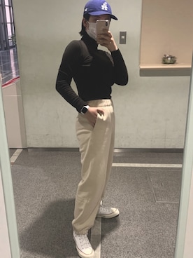 「アイテム（デジタル腕時計、ホワイト系）」を使った、ayaさん（レディース・161cm）の冬コーディネート