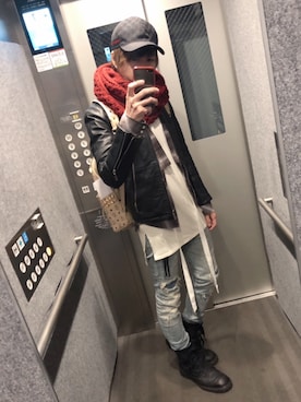 「TAKAHIROMIYASHITATheSoloIst.（タカヒロミヤシタザソロイスト）のアイテム（シャツ/ブラウス）」を使った、ムラジュンさん（メンズ・172cm）の冬コーディネート