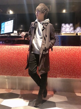 「ブーツイン」｜「アイテム（トレンチコート）」を使った、ムラジュンさん（メンズ・172cm）の冬コーディネート