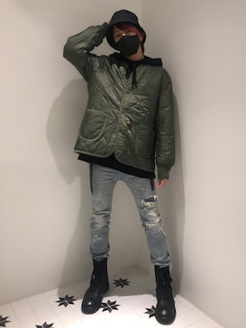 「SHAREEF（シャリーフ）のアイテム（パーカー）」を使った、ムラジュンさん（メンズ・172cm）の春コーディネート
