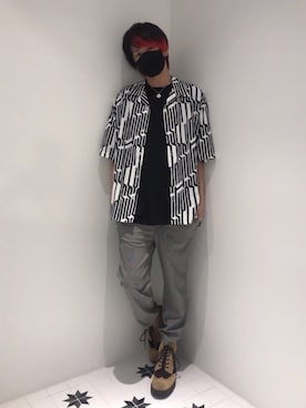 「MSGM（エムエスジーエム）のアイテム（Tシャツ/カットソー）」を使った、ムラジュンさん（メンズ・172cm）の夏コーディネート