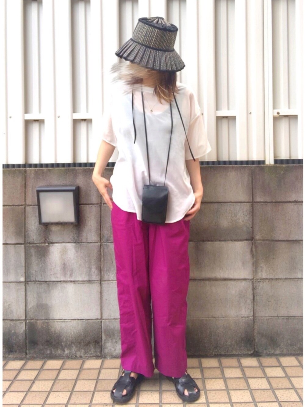 TODAYFUL Leather Multi Pochette レザーポシェット TODAYFUL - 【美品】TODAYFUL レザーマルチポシェット 白 ショルダー