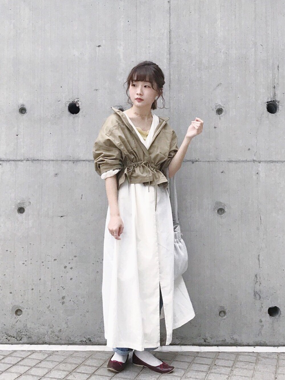 「春、今日のコーデ、プチプラ、おしゃれさんと繋がりたい、スニーカー、大人コーデ、ootd、スカート、ママファッション、ナチュラル」｜「niko and...のアイテム（ブルゾン、その他）」を使った、KiKi キキ さん（レディース・161cm）の春コーディネートの1枚目の写真
