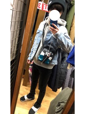「FILA（フィラ）のアイテム（バッグ）」を使った、は な い と きさん（メンズ・170cm）の春コーディネート