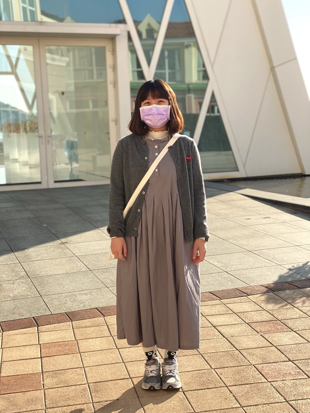 「COMME des GARCONSのアイテム（ジャケット/アウター、グレー系）」を使った、wongyuenさん（レディース・155cm）の冬コーディネートの1枚目の写真