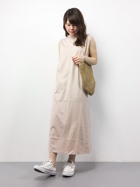 「白スニーカー」｜「アイテム（ワンピース/ドレス、ピンク系）」を使った、natsumiさん（レディース・160cm）の春コーディネート